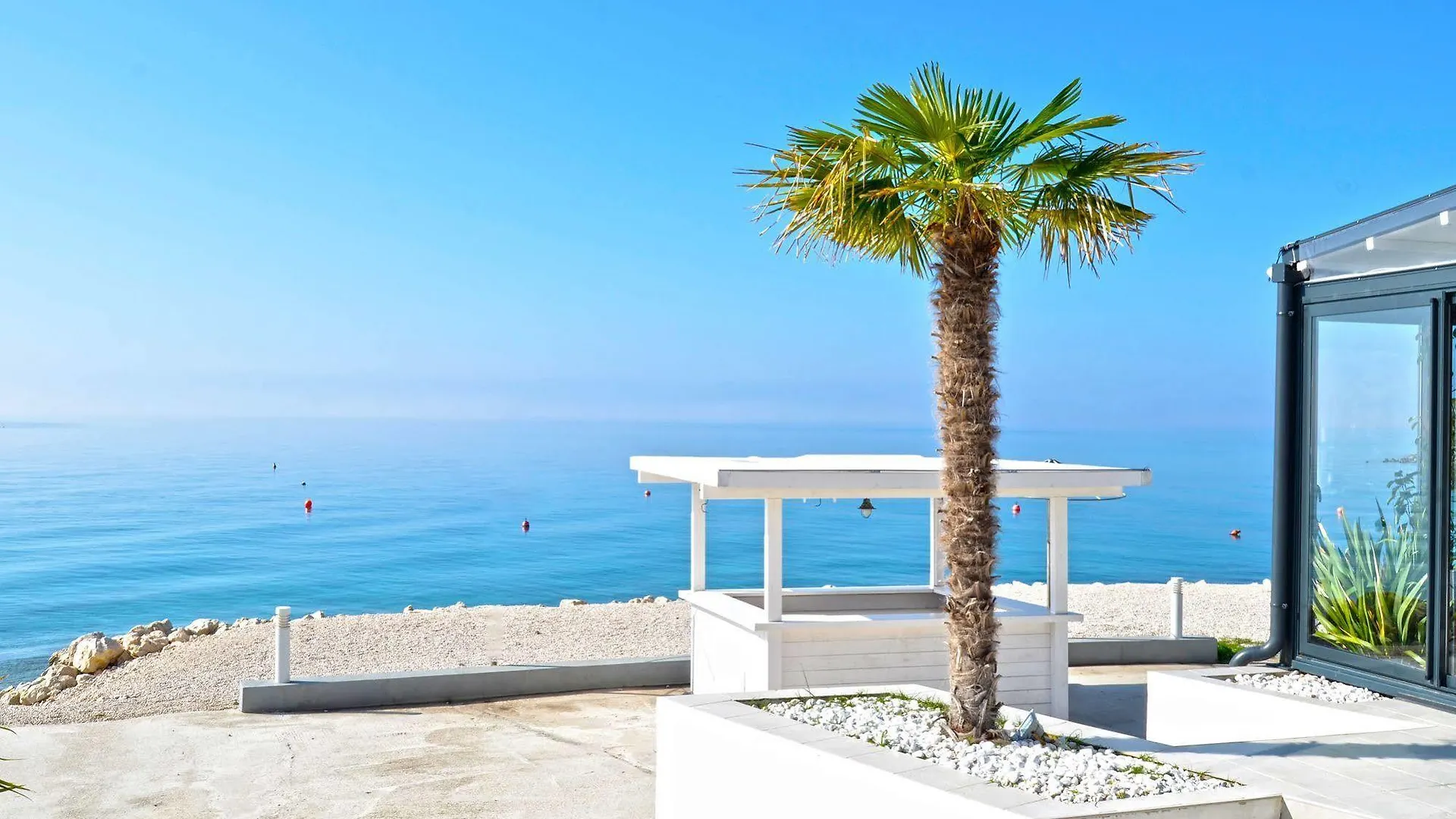 Sunset Beach Suites Hotel Kozino