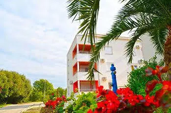 Sunset Beach Suites