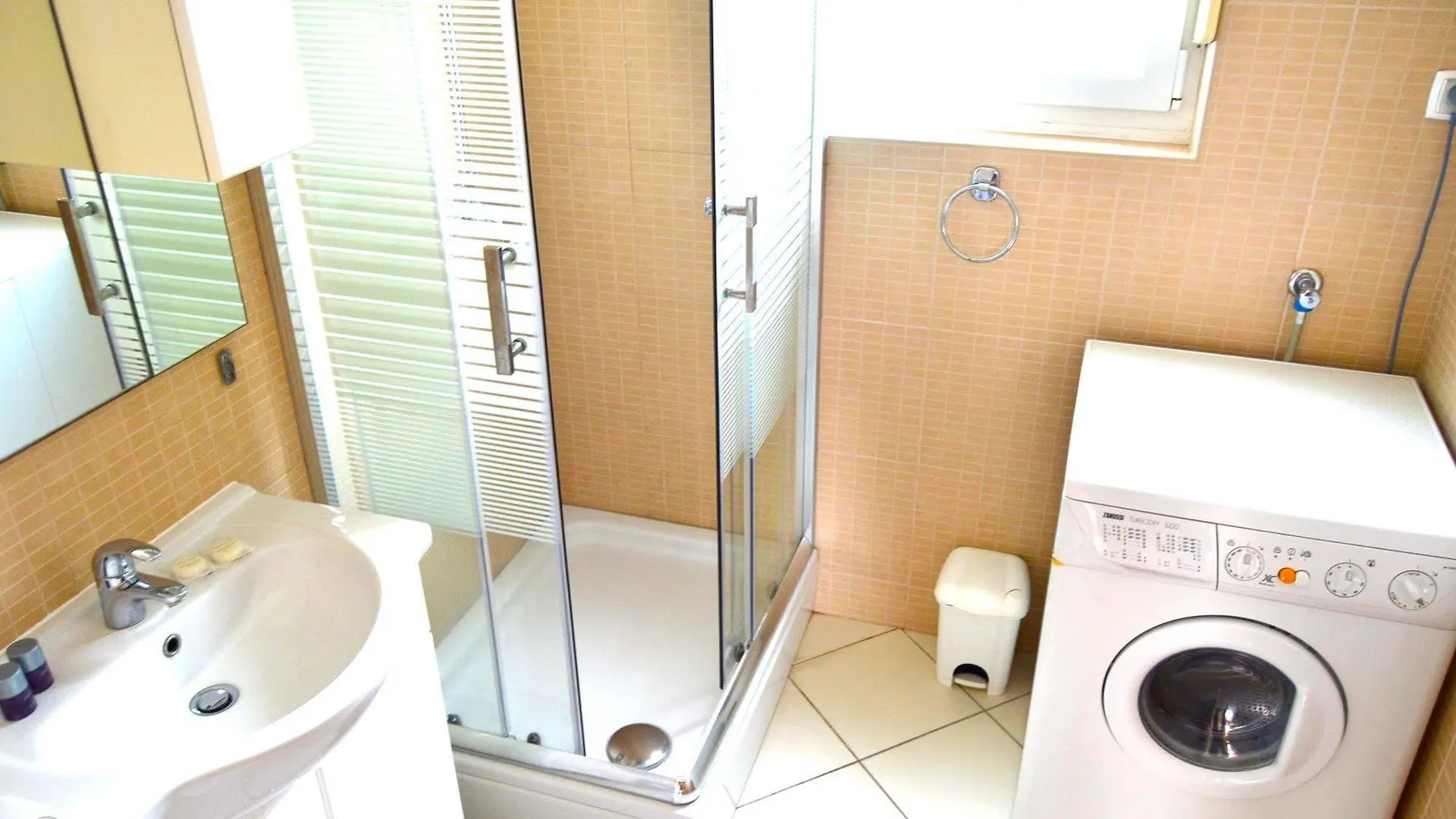 **** Hotel Sunset Beach Suites Croatia